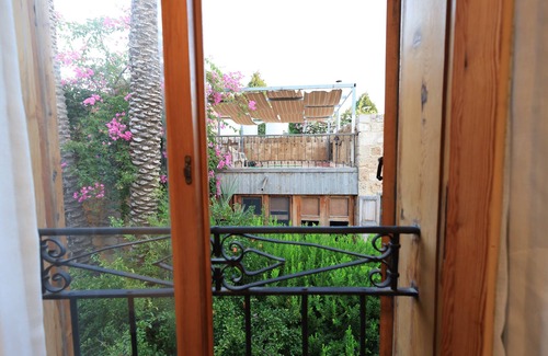 Batroun Casa | Dar Asmat Batroun – 3BR Villa with Private Garden & Parking in the best area