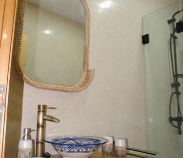 Tamrhakht Hotel | Dar Makai Surf Hotel
