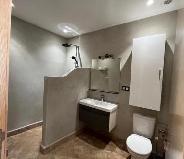 Moulay Bouzarqtoune Casa | Dar'S