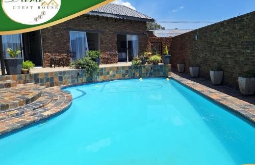 Trichardt Hotel | Dara on Schabort street