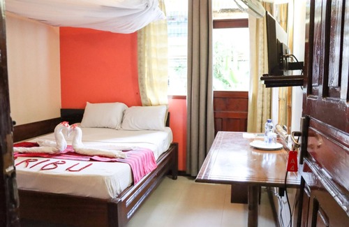Manyimbo Hotel | Darajani Hotel Ltd
