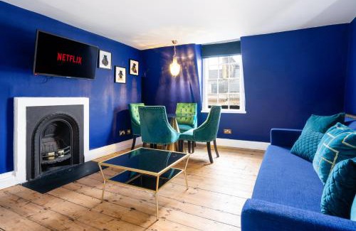Upper Town Apartamento | Darcys' Pride