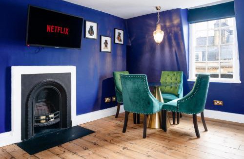 Upper Town Apartamento | Darcys' Pride