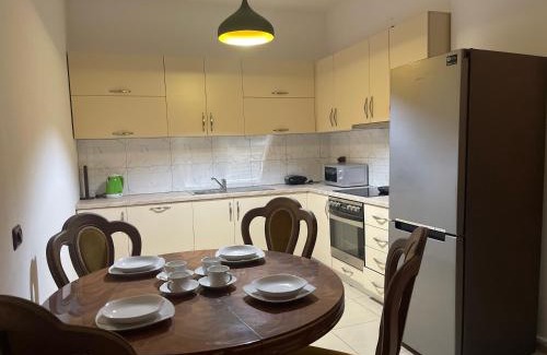 Kamez Apartamento | Dardana&Gerjon apartament