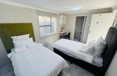 Emfuleni Casa | Daremp Guest living