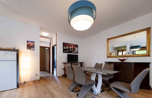 Lazise Old Town Apartamento | Darina - near to lake and center of Lazise