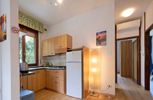 Lazise Old Town Apartamento | Darina - near to lake and center of Lazise