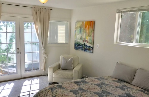 Scotts Valley Cabaña | Darling 1 bed/1 bath cottage on shared property in Scotts Valley.