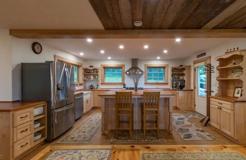 East Burke Casa | Darling Hill Oasisnn