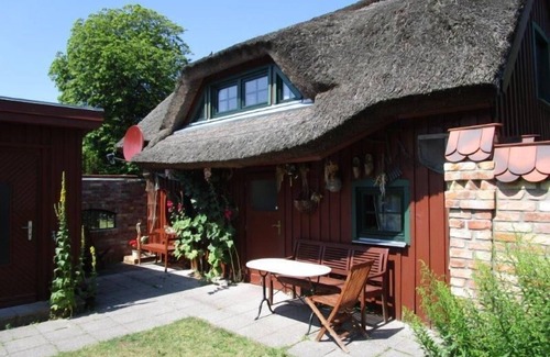 Ostseebad Prerow Casa | Casa de vacaciones Darßer con techo de paja en una antigua familia Prerower
