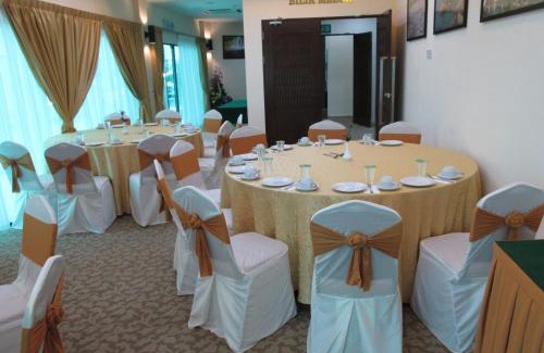 Pekan Melayu Hotel | DarulMakmur Scout Lodge