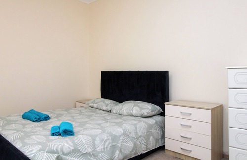 Shirley Casa | Darwin road guest house room 3