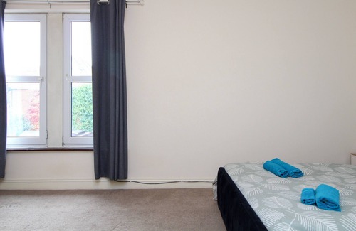 Shirley Casa | Darwin road guest house room 3