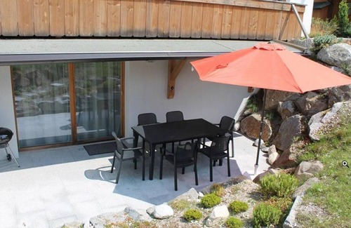 Scharnitz Apartamento | La casa en el bosque - apartamento / apartamento, ducha y baño, inodoro, 3 dormitorios
