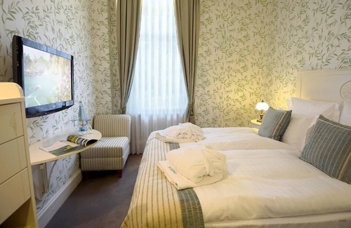 Freudenstadt Hotel | Das Palmenwald Schwarzwaldhof, BW Signature Collection