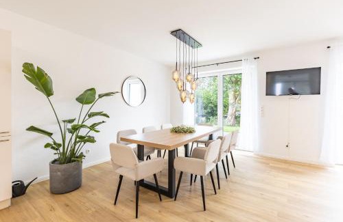 Lembruch Casa | Das Strandhaus, bis zu 8 Personen, mit Garten, 250 Meter fussläufig zum See