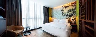 Sheung Wan Hotel | Dash Living on Queen's