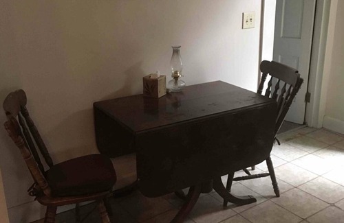 Near Eastside Casa | Dashing Duplex Near Mass Ave