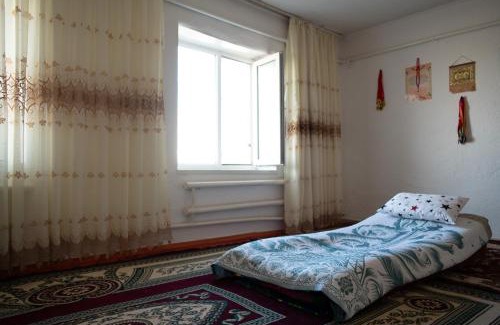 Naryn Region Casa | Dastans Homestay, Bed and Breakfast & Horse riding