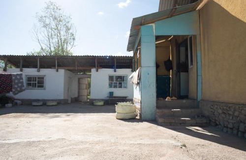 Naryn Region Casa | Dastans Homestay, Bed and Breakfast & Horse riding