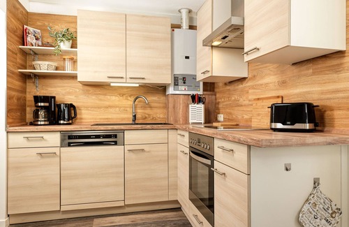 Kirchdorf Apartamento | Dat Köhnsche Hus - Small bungalow on the owner's property in Kirchdorf on the is