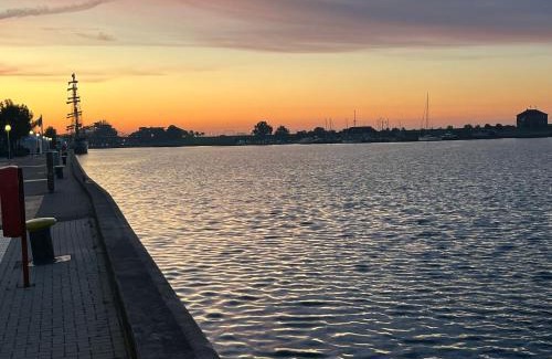 Neuengroden Apartamento | Dat Wittsche Hus - Ferienwohnung an der Nordsee