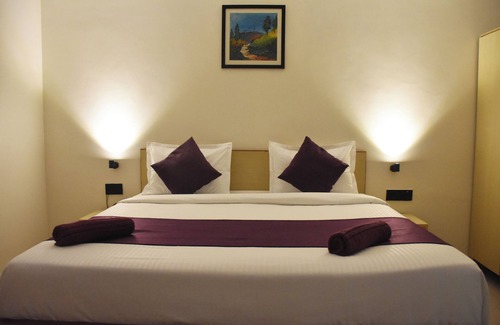 Gurugram Hotel | Date Palm Hotel