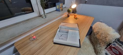 Mitte Apartamento | Dattel City Hannover FeWo für 4 Personen Privat-Parkplatz 5G WLAN & 24/7 Kontakt