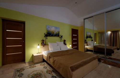 Maskavas Forstate Apartamento | Daugava rrlux Penthouse with fireplace and free parking
