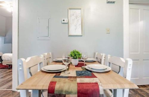 Mobile Apartamento | Dauphin District Darling #3-Downtown, Restaurants