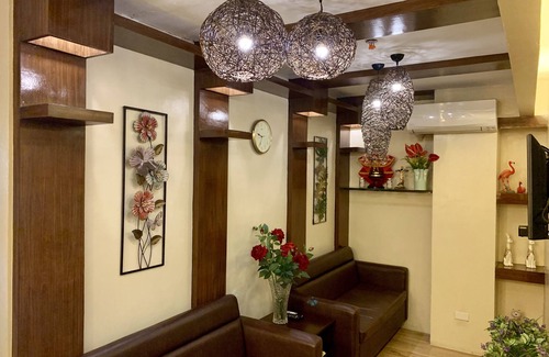 Poblacion District Hotel | Davao Persimmon Suites