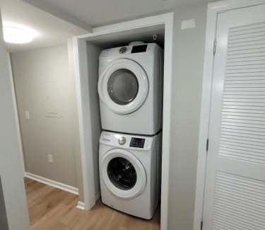 Joslyn Castle Apartamento | Davenport Dwellings 14-3Bd 2Bath in Midtown