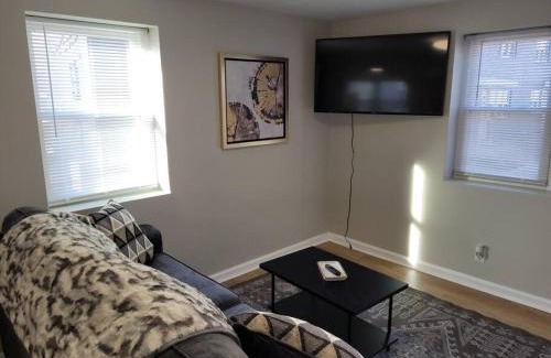 Joslyn Castle Apartamento | Davenport Dwellings-Two Bedroom
