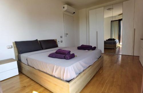 Rondinella - Baraggia - Restellone Apartamento | Davide Host Sesto Suite Apartment