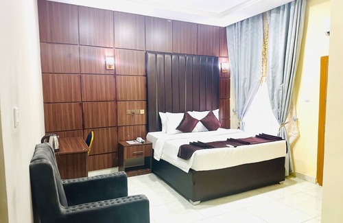 Gwarinpa Estate Hotel | Davina hill resorts and hotel
