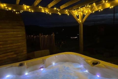 South Galson Otro | Daviot Luxury Pods