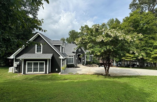 Big Creek Casa | Norris Lake Executive Quality Lakefront Rental ... Prime 2020 Fechas disponibles