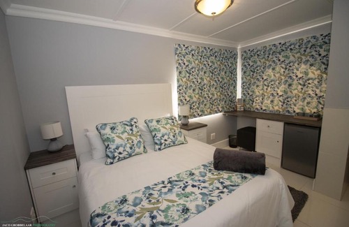Selborne Casa | Dawson Manor Guest House