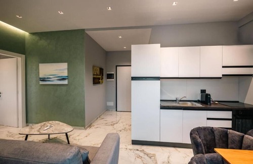 Sarande Hotel | Day LUX Premium Apartments