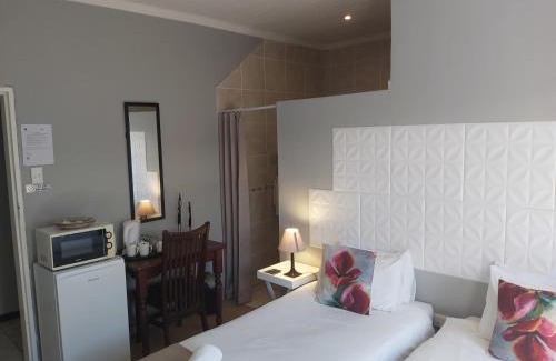 Potchefstroom Casa | Day Zha Voux Guesthouse