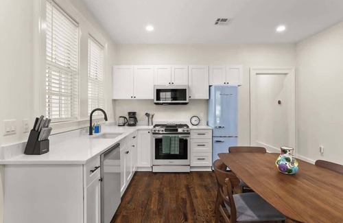 Uptown Historic District Casa | Daydreaming Uptown Su
