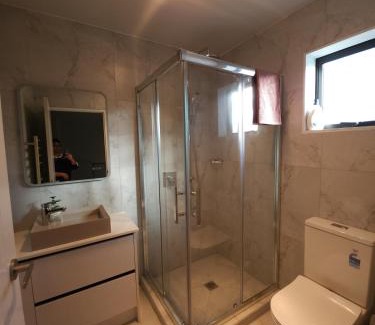 Papatoetoe Apartamento | Daylight Dwell & Delight near Auckland Airport