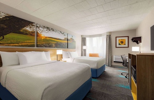 Allentown Hotel | Days Hotel by Wyndham Allentown Airport / Lehigh Valley