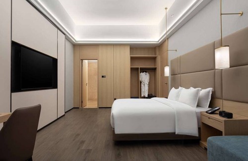 Futian CBD Hotel | Days Hotel BY Wyndham Shenzhen Sanlian