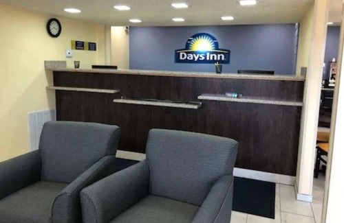 Charles Town Hotel | Days Inn by Wyndham Charles Town