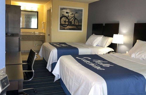 Charles Town Hotel | Days Inn by Wyndham Charles Town