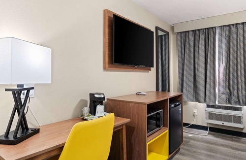 Northeast Heights Hotel | Days Inn by Wyndham Albuquerque I-25