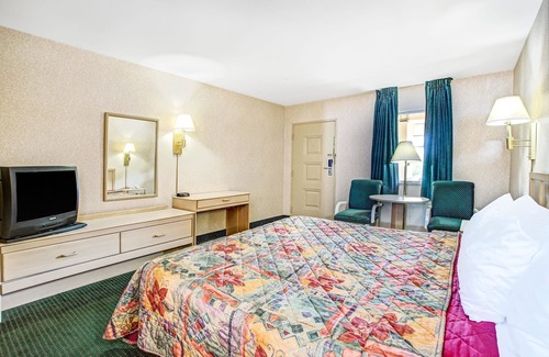 Arlington Hotel | Days Inn by Wyndham Arlington/Washington DC