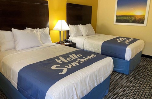 Morrow Hotel | Days Inn by Wyndham Atlanta/Southlake/Morrow