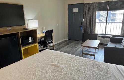 Branson Hotel | Days Inn by Wyndham Branson Ozarks